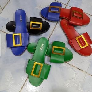 Sandal
